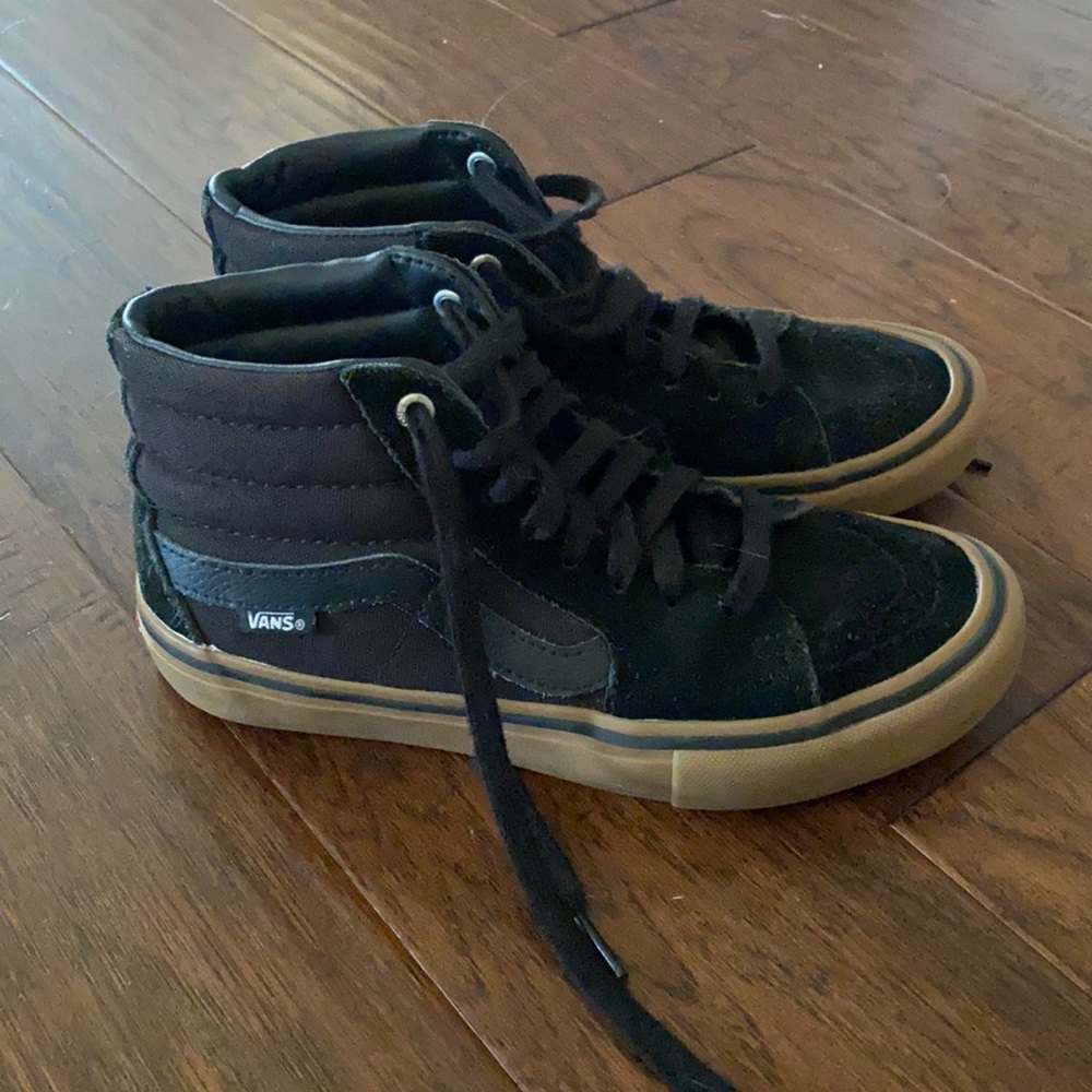 VANS Black SK8-HI shoes
